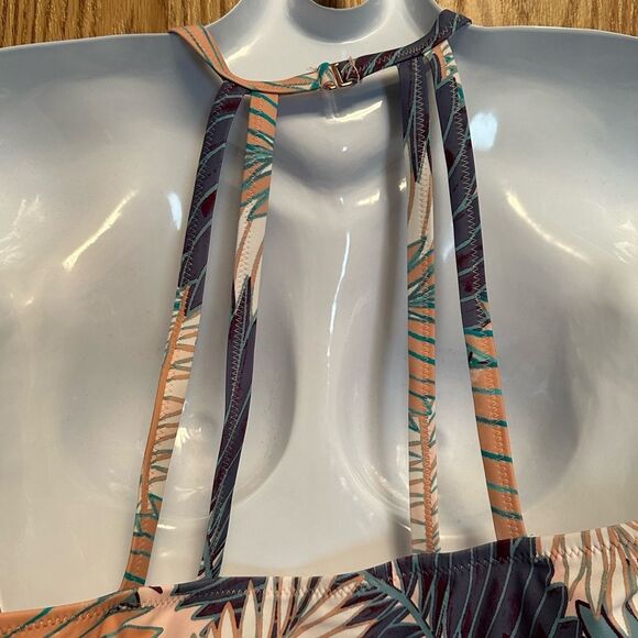 Tropical Print Bikini Top - Picture 5 of 5